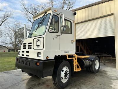 2015 CAPACITY TJ5000 YGS13 Yard Spotter Truck, Terminal Truck Image 1